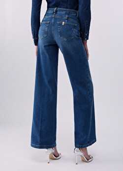 Mavi Yüksek Bel Flare Denim Pantolon ürünü görüntülemek için tıklayınız