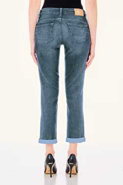 Cropped Jean ürünü görüntülemek için tıklayınız