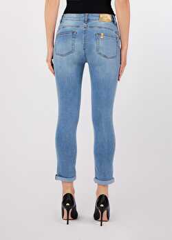 Açık Mavi Katlamalı Paça Skinny Jean ürünü görüntülemek için tıklayınız