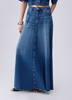 Açık Mavi Maxi Denim Etek ürünü görüntülemek için tıklayınız