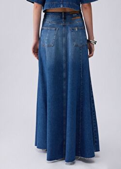 Açık Mavi Maxi Denim Etek ürünü görüntülemek için tıklayınız