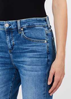 Straight Fit Mavi Jean Pantolon ürünü görüntülemek için tıklayınız