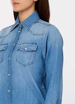 Cep Detaylı Denim Gömlek ürünü görüntülemek için tıklayınız