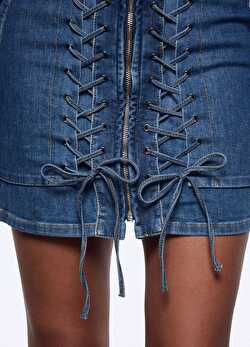 Bağcık Detaylı Denim Mini Elbise ürünü görüntülemek için tıklayınız
