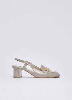 Rugan Slingback Logo Tokalı Topuklu Ayakkabı ürünü görüntülemek için tıklayınız