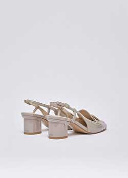 Rugan Slingback Logo Tokalı Topuklu Ayakkabı ürünü görüntülemek için tıklayınız