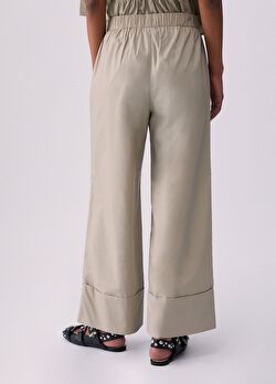 Flare Poplin Pantolon ürünü görüntülemek için tıklayınız