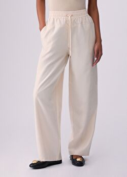 Işıltılı Pantolon ürünü görüntülemek için tıklayınız