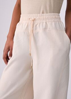 Işıltılı Pantolon ürünü görüntülemek için tıklayınız