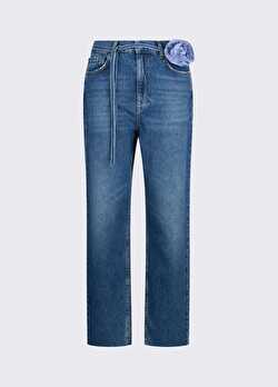 Kemerli Straight Jean ürünü görüntülemek için tıklayınız