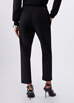 Katlı Paça Slim Fit Pantolon ürünü görüntülemek için tıklayınız