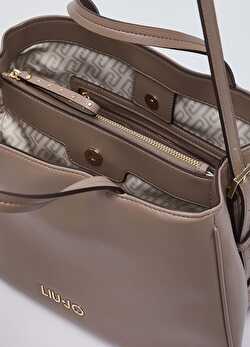 Kahve Orta Boy Satchel Çanta ürünü görüntülemek için tıklayınız