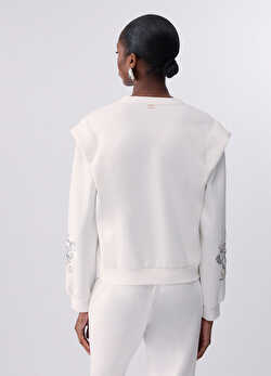 Mücevher işlemeli sweatshirt ürünü görüntülemek için tıklayınız