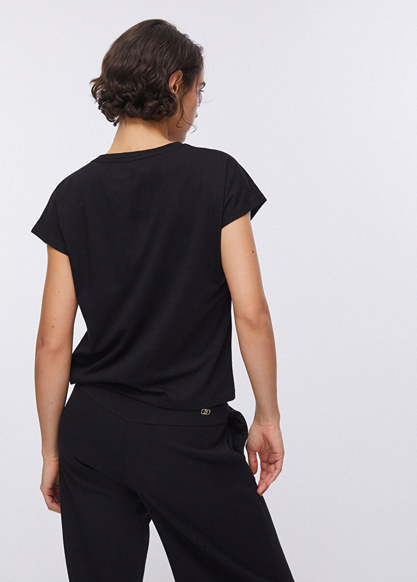 Siyah Kısa Kollu Taşlı T-Shirt