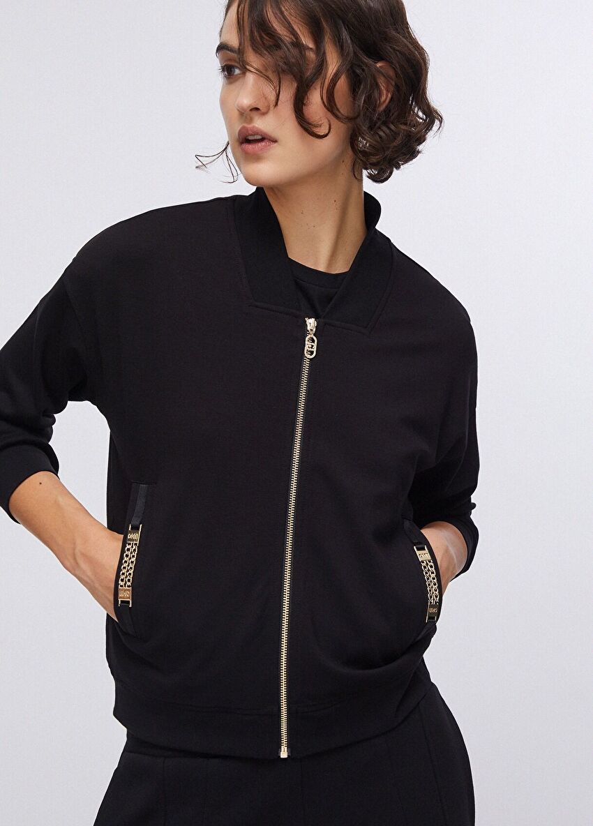 Fermuar ve Zincir Detaylı Sweatshirt