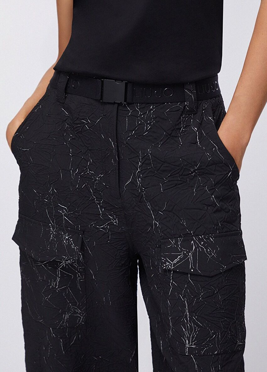 Siyah Metalik Jakarlı Pantolon