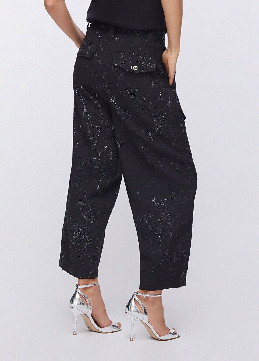 Siyah Metalik Jakarlı Pantolon