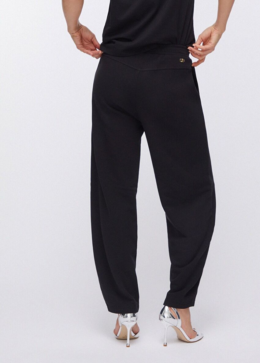 Siyah Felpa Balon Pantolon