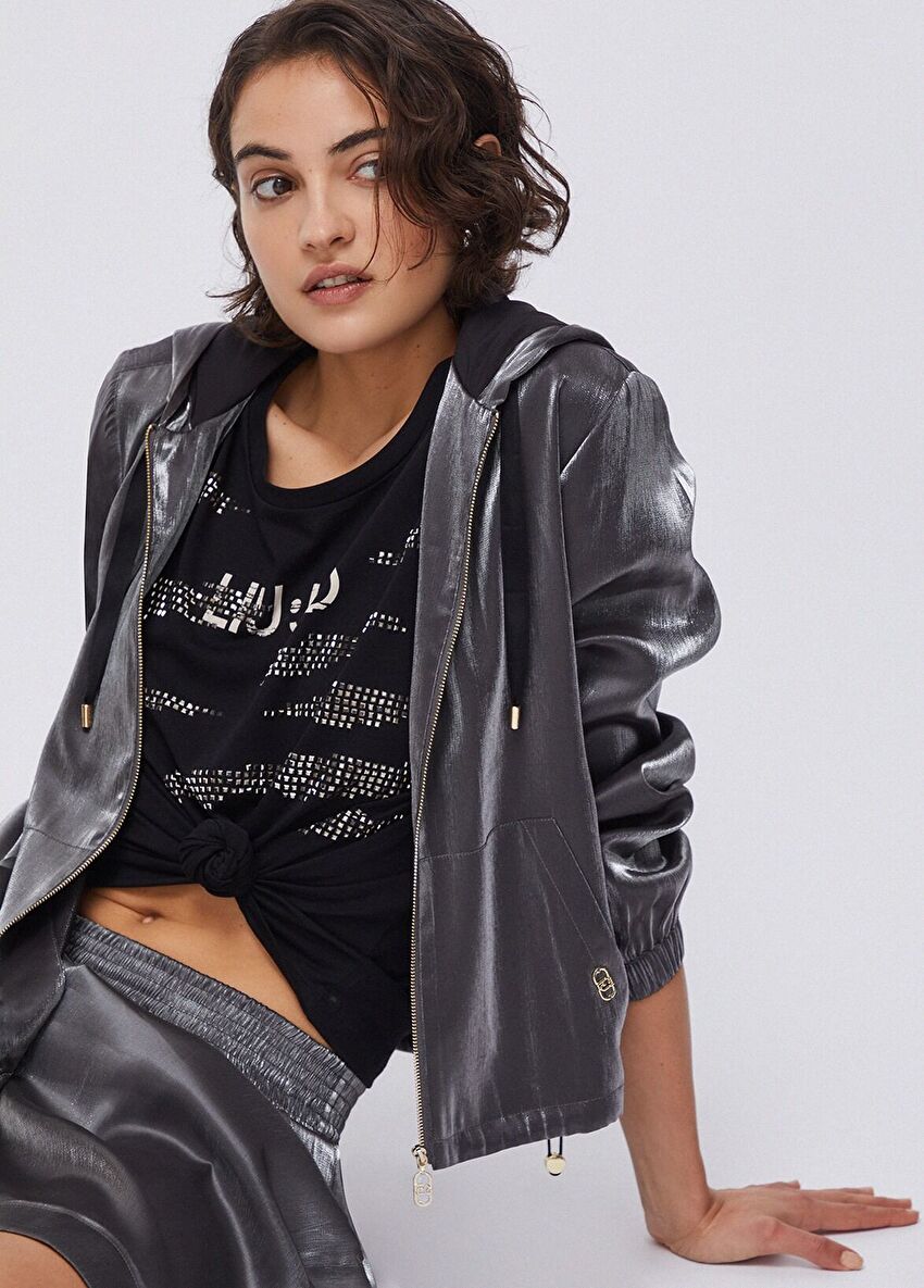 Siyah Taşlı Kısa Kollu T-Shirt