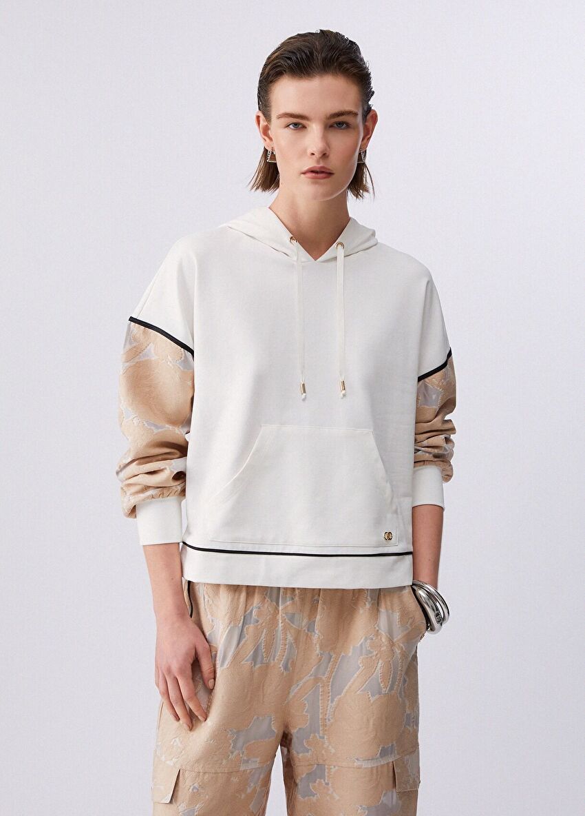 Organza Detaylı Kapuşonlu Sweatshirt