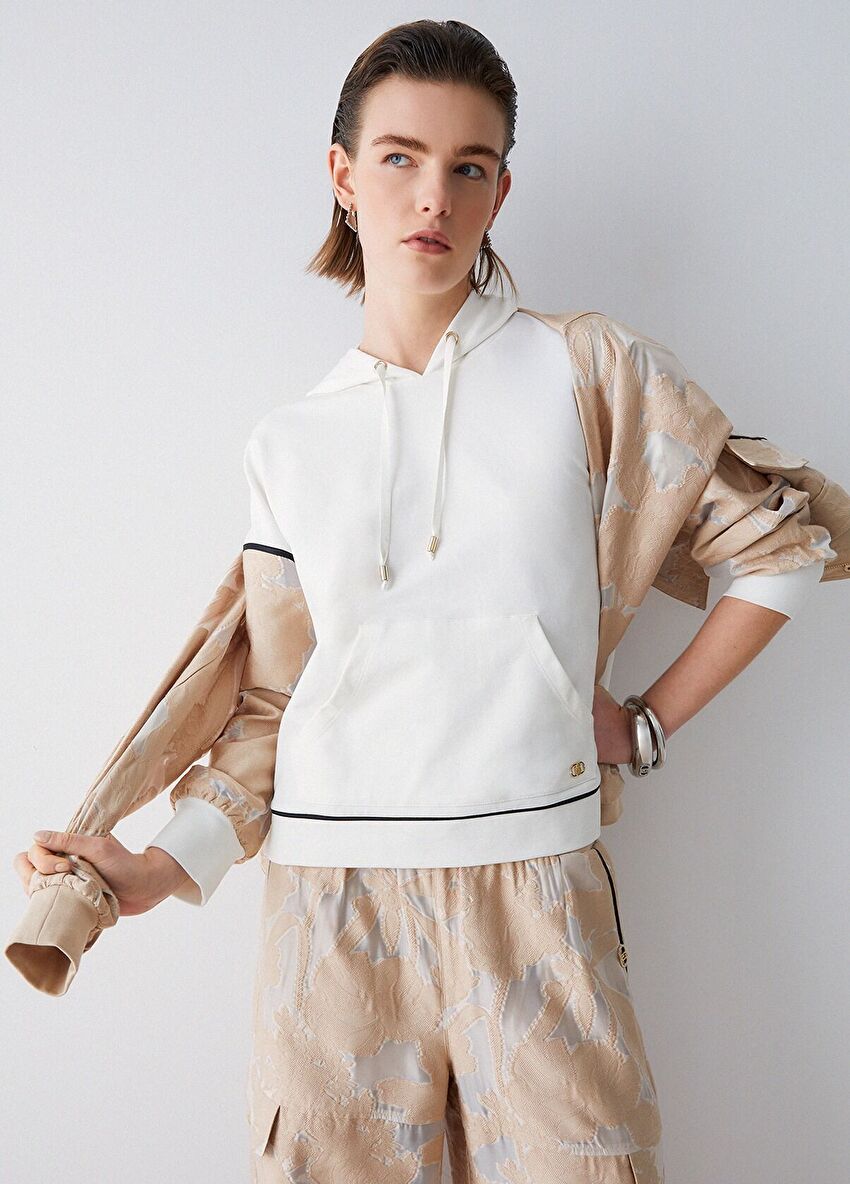 Organza Detaylı Kapuşonlu Sweatshirt