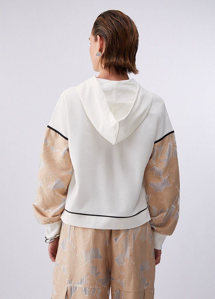 Organza Detaylı Kapuşonlu Sweatshirt