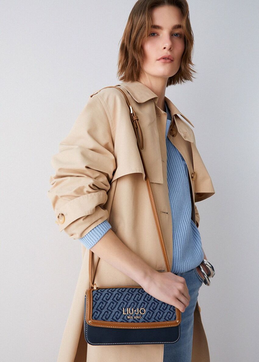 Lacivert Deri Garnili Küçük Çanta