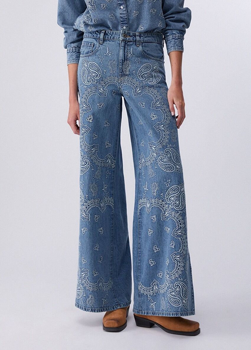 Mavi Işlemeli Flare Denim Pantolon