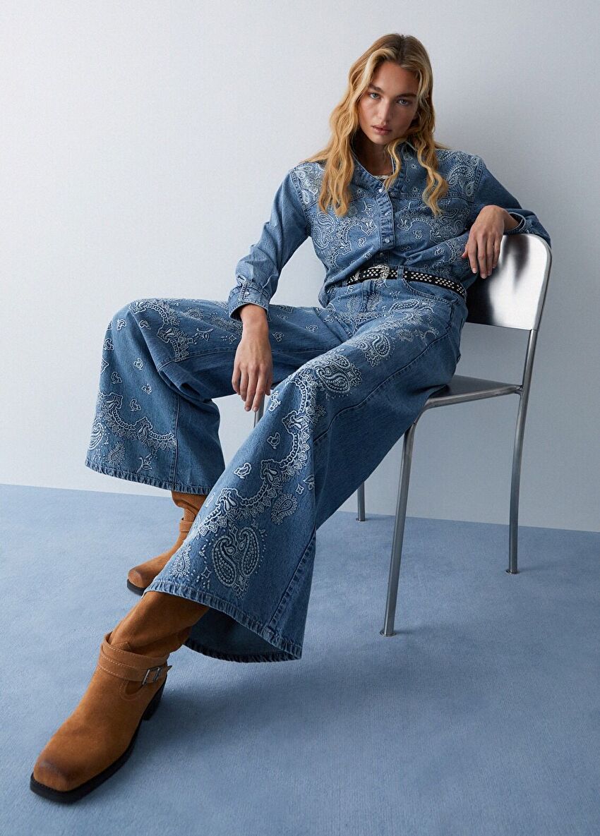 Mavi Işlemeli Flare Denim Pantolon