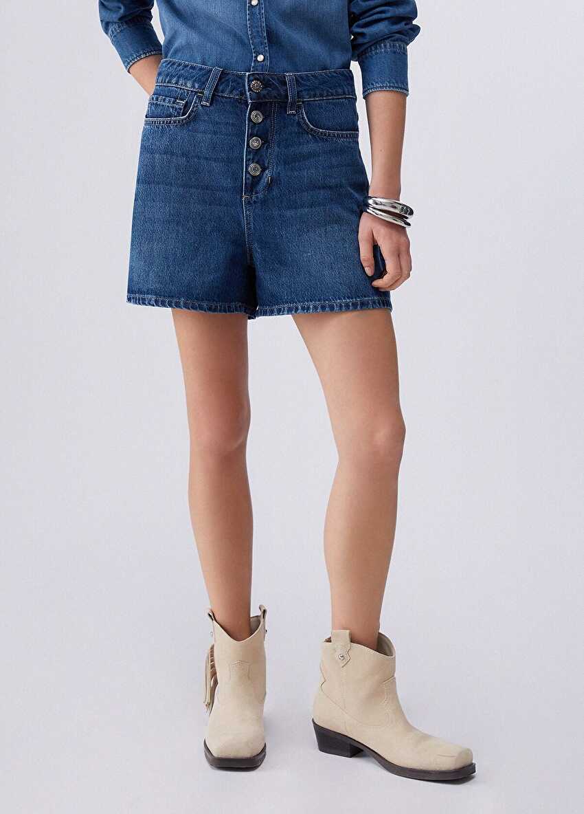 Mavi Düğmeli Denim Şort