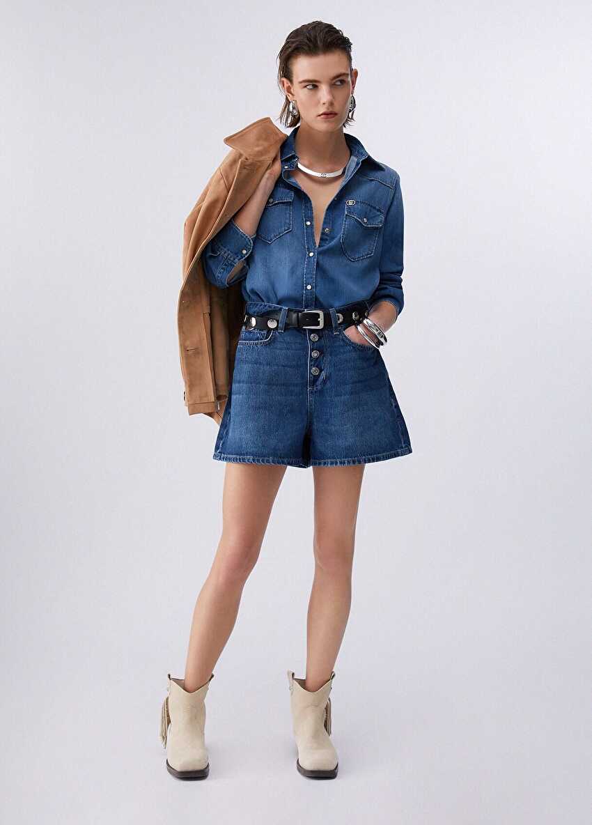 Mavi Düğmeli Denim Şort