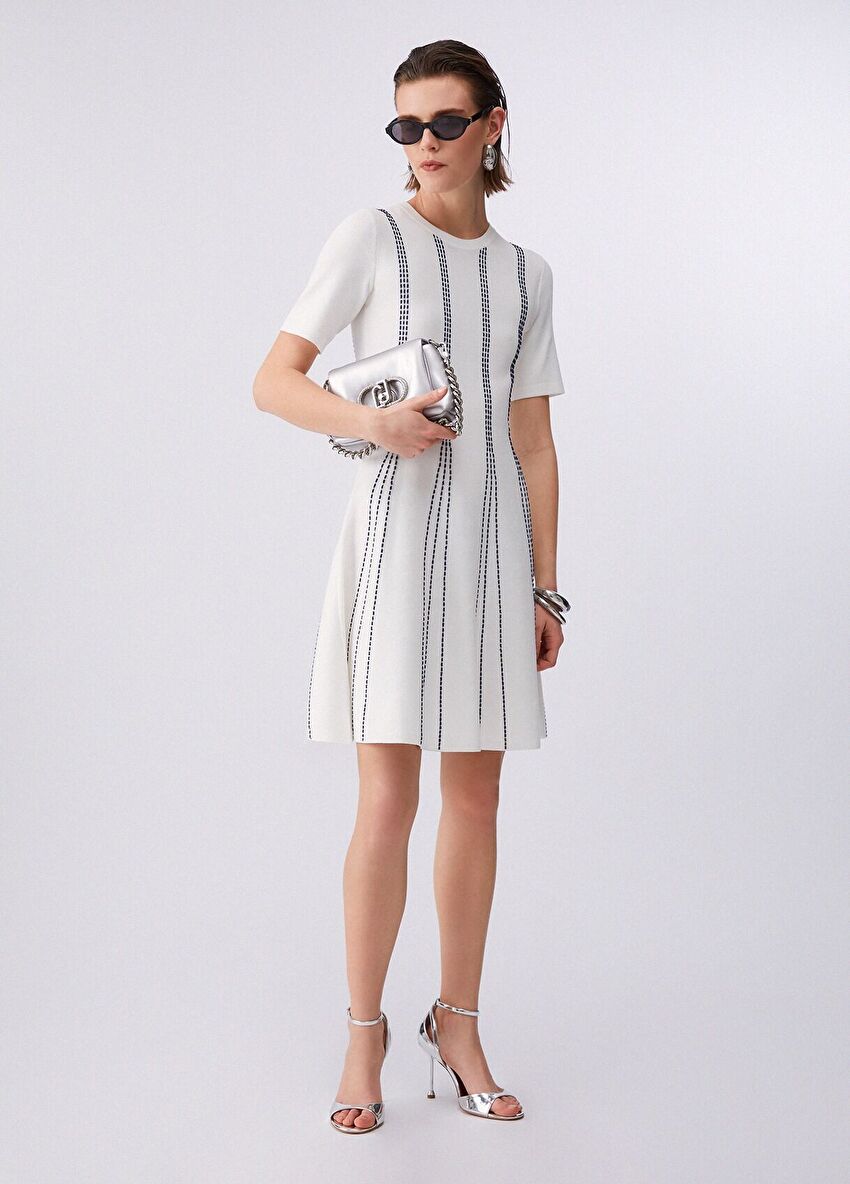 Beyaz / Lacivert Triko Elbise