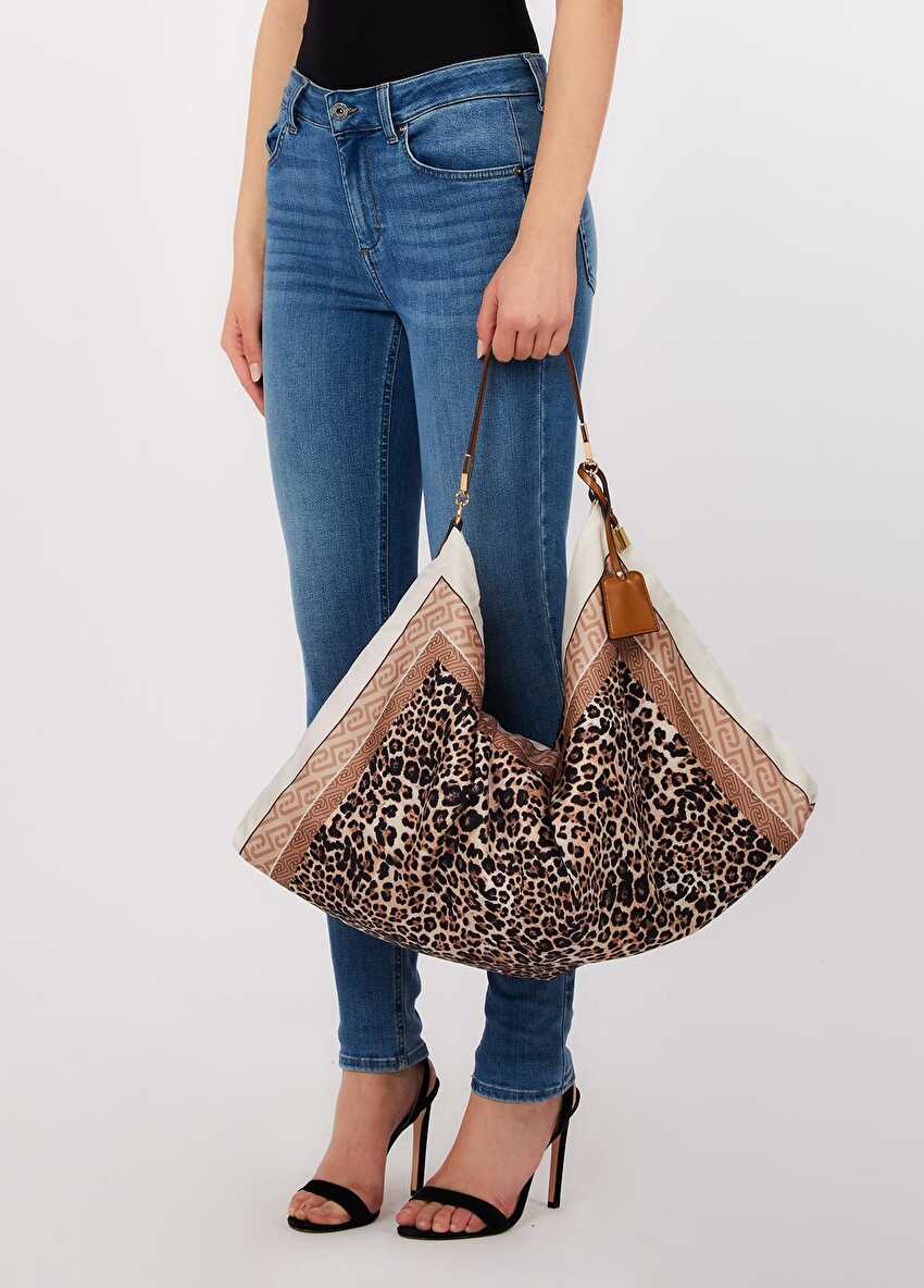 Leopar Desenli Fular Detaylı Çanta
