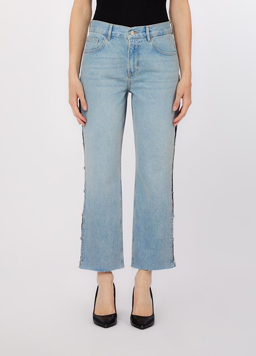 Mavi Yırtmaçlı Düz Kesim Pantolon