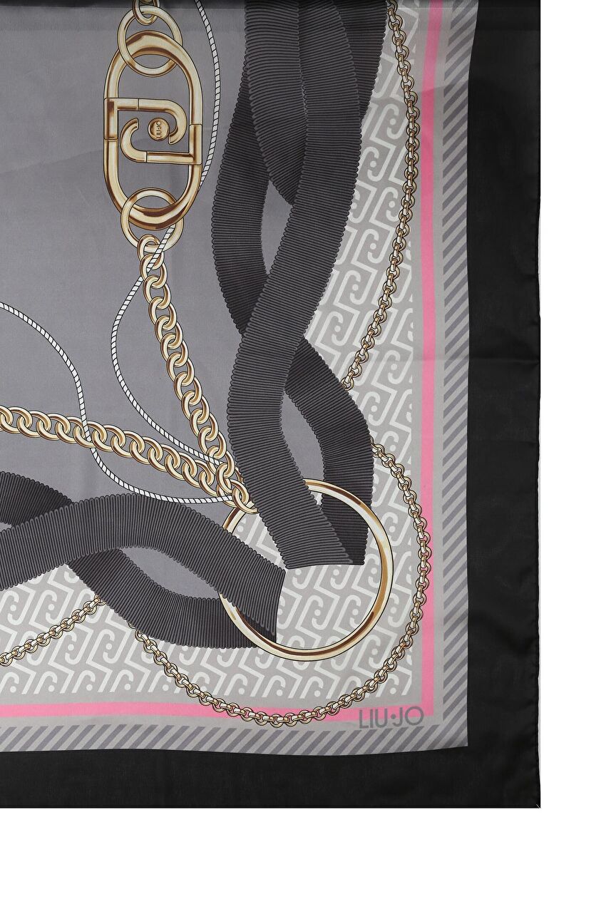 Siyah Kurdele Detaylı Fular