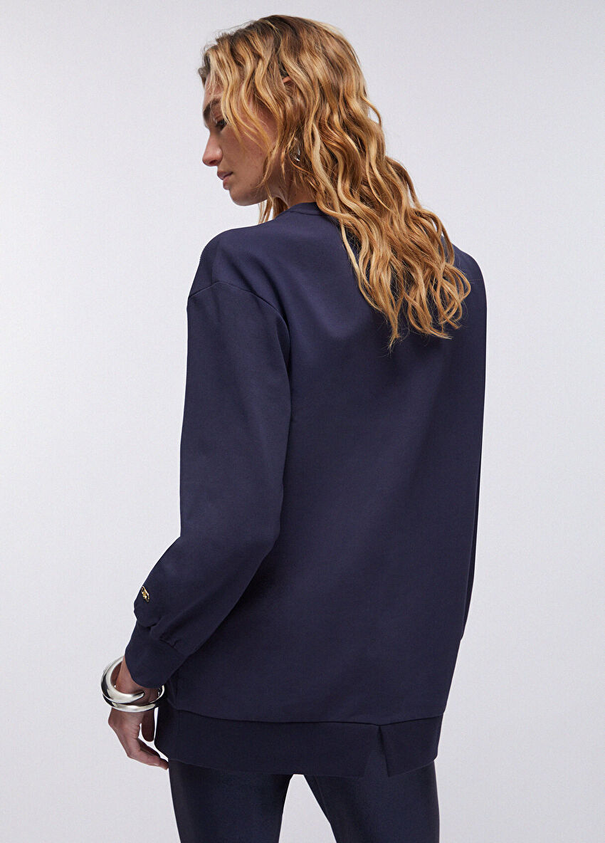 Çiçek İşlemeli Sweatshirt