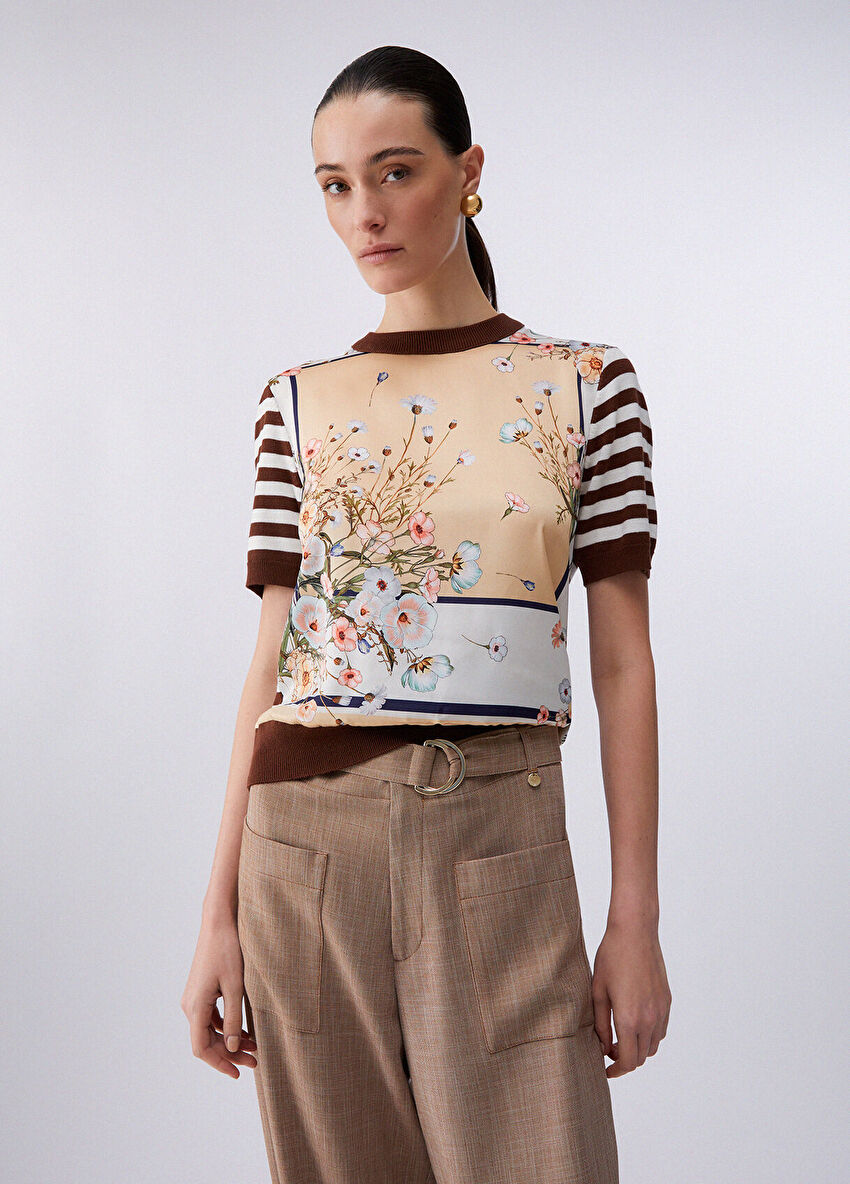 Desenli Twill Parça Detaylı Üst