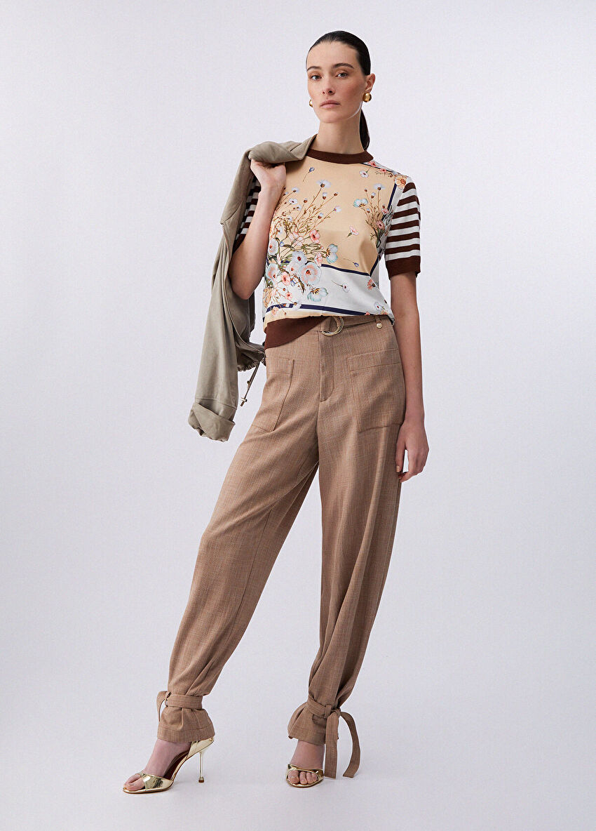 Desenli Twill Parça Detaylı Üst
