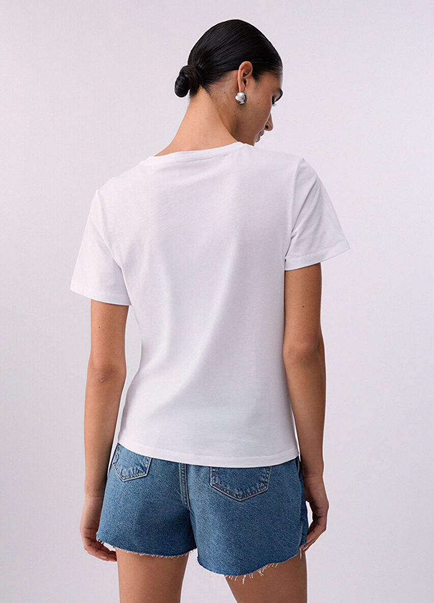 Beyaz Kısa Kollu Moda Tişört