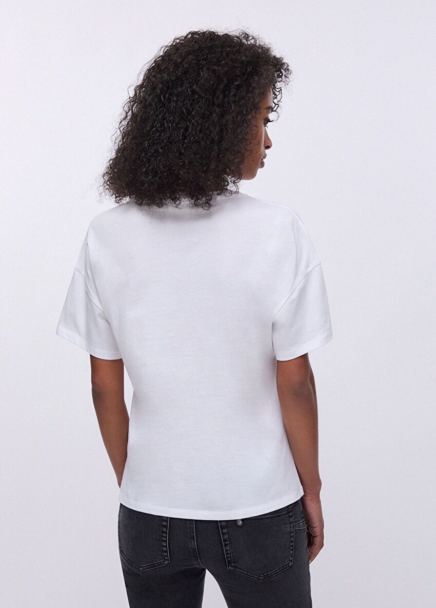 Beyaz Kısa Kollu Moda Tişört