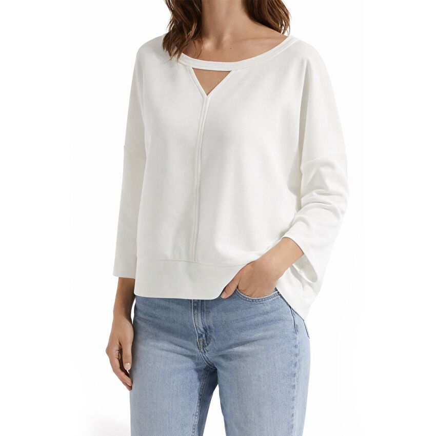 Beyaz Kapalı Felpa