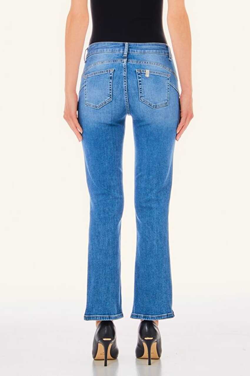 Flare Jean