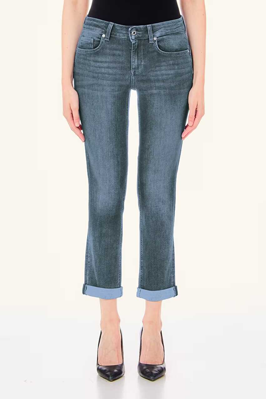 Cropped Jean
