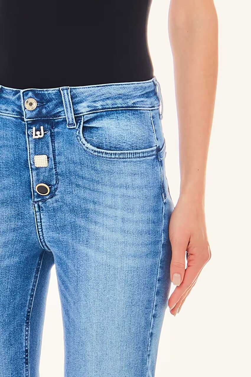 Mavi Taşlı İspanyol Paça Jean