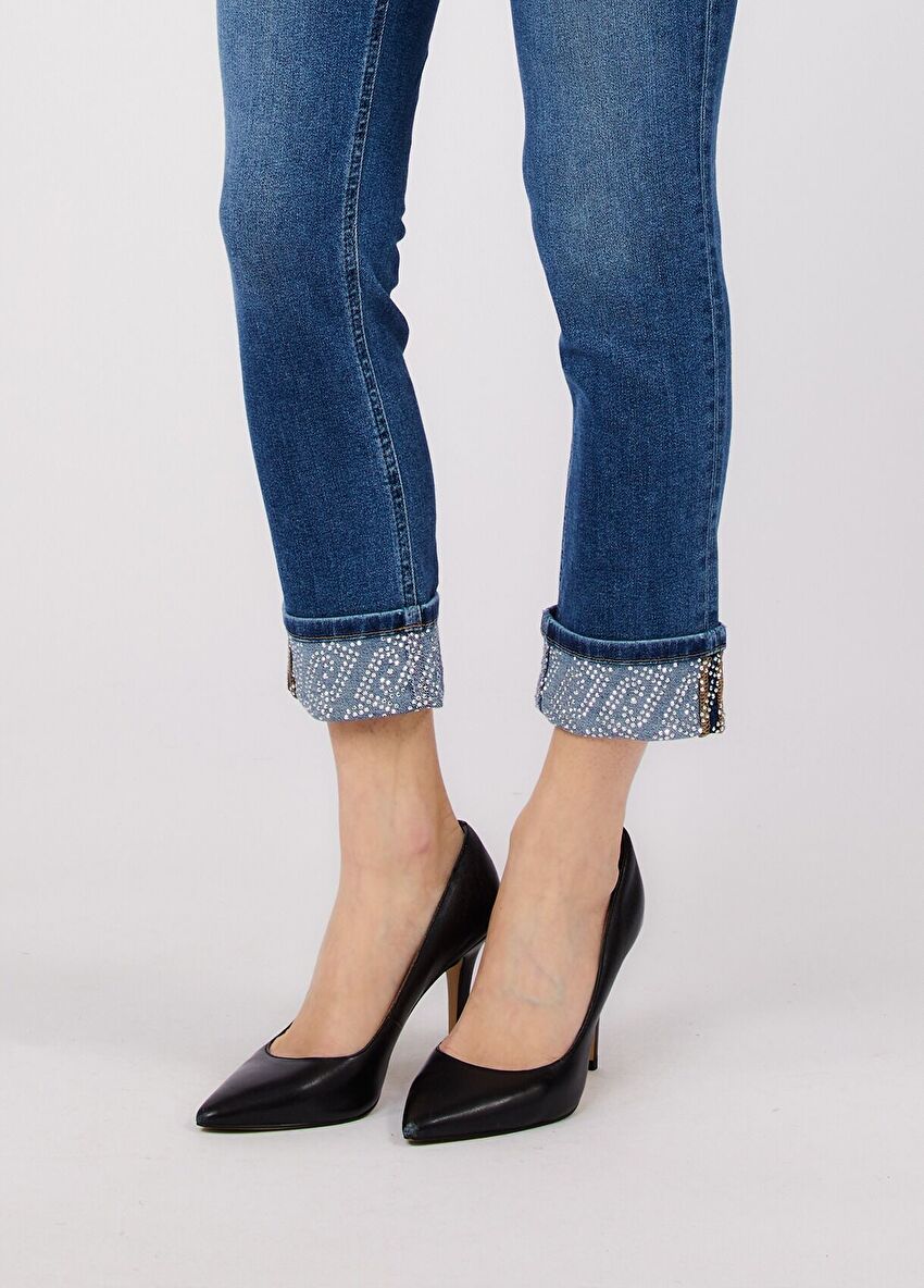 Taş İşlemeli Paça Detaylı Skinny Jean Pantolon