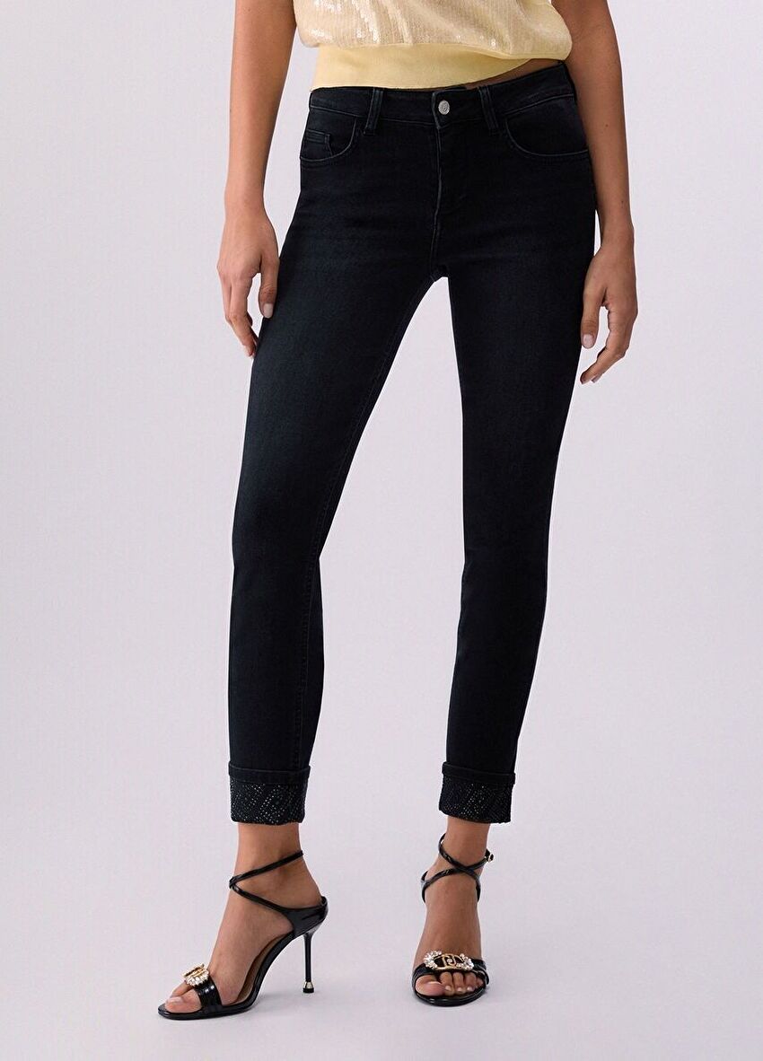 Taş İşlemeli Paça Detaylı Skinny Jean Pantolon
