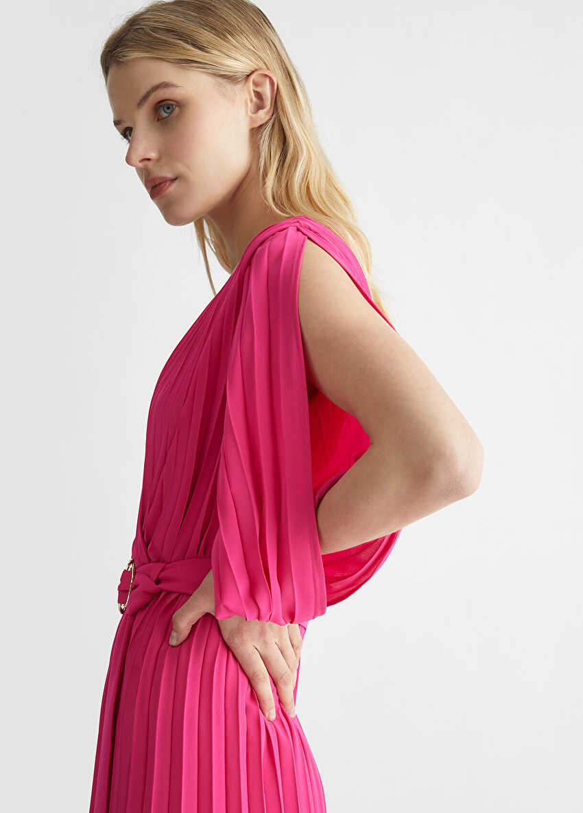 Pembe Elbise
