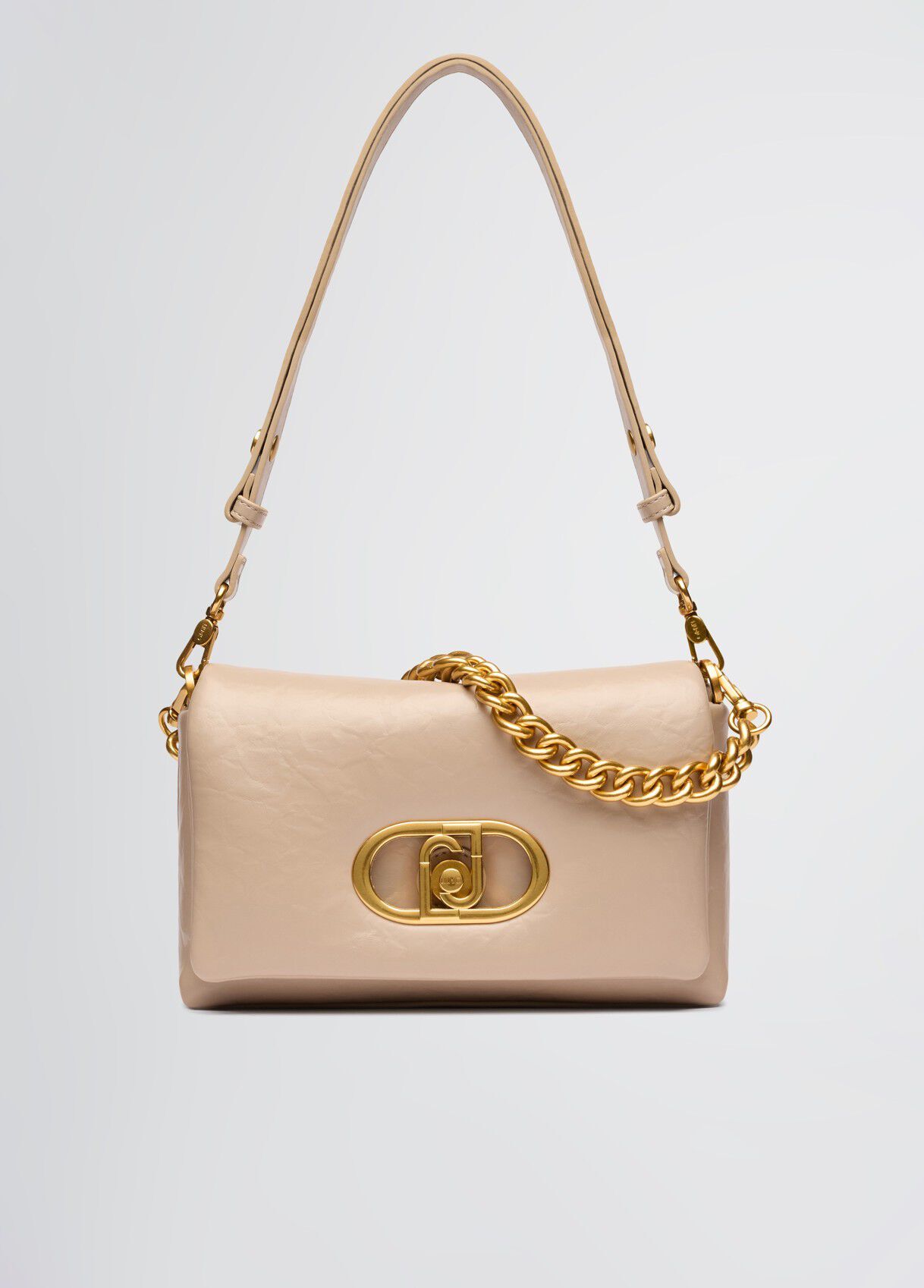 Orta boy siyah LaPuffy çanta, kapitone efektli modern stil