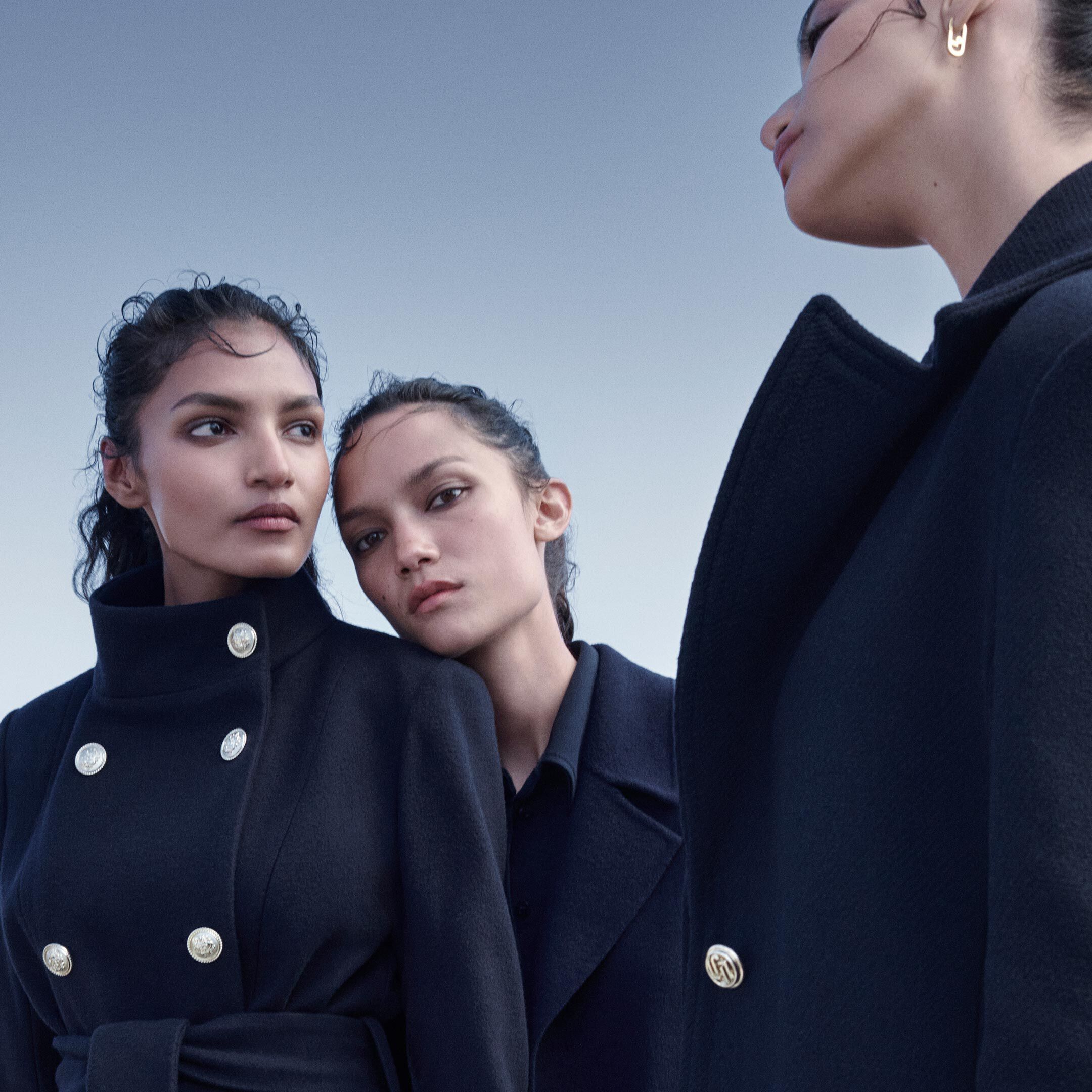 Liu Jo FW23 Şık Kadın Kaban Kombini