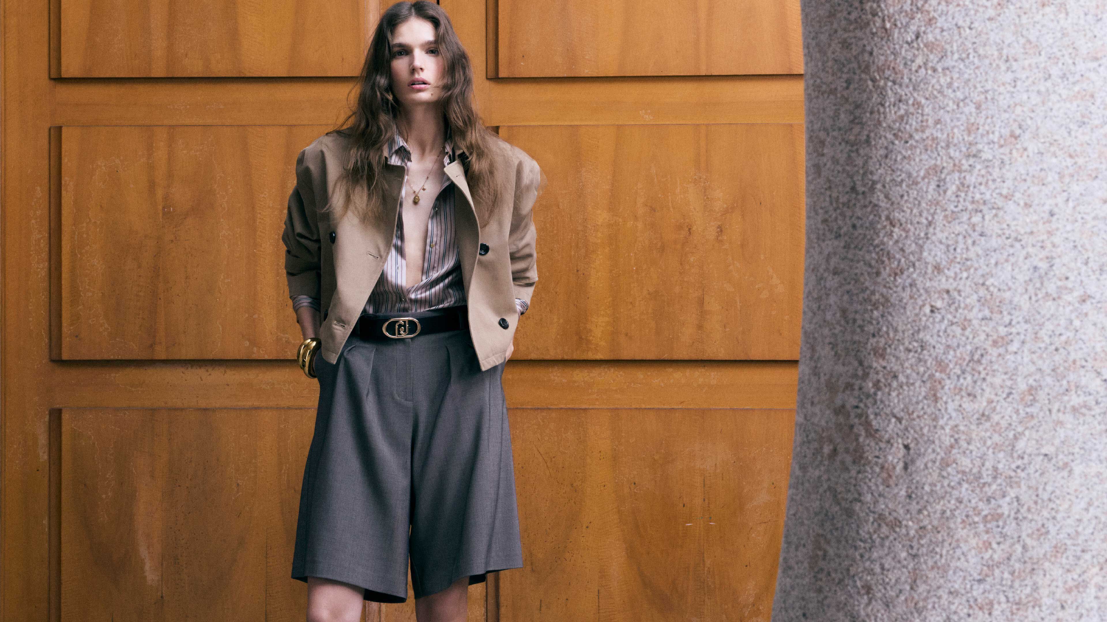 Liu Jo kadın giyim yeni sezon koleksiyonu kampanya görseli, şık ve modern kadın modası